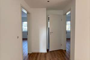 moderne 3-Zimmer-Wohnung im I.Obergeschoss zentral in Siegen mit Balkon – Donnerscheidstraße 36, 57072 Siegen, Siegen – Vorschaubild 5