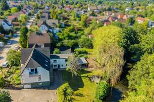 Schwentine pur. 
Villa auf großem Grundstück mit 90 Metern Ufergrenze – Die vollständige Adresse der Immobilie erhältst du vom Anbieter., 23714 Malente – Vorschaubild 3