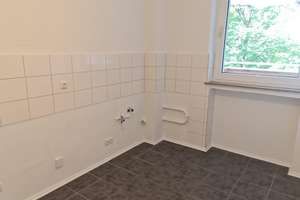 Renovierte 3-Zimmer-Wohnung mit Balkon zu vermieten! – Pommernstraße 5, 45770 Drewer-Süd, Marl – Vorschaubild 4