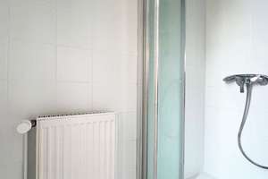 Bezugsfrei + Käufer-Prov.frei: 2 Zimmer Altbau-Whg. in Spandau + Dielen + hohe Decken + große Küche – Die vollständige Adresse der Immobilie erhältst du vom Anbieter., 13595 Wilhelmstadt, Berlin – Vorschaubild 14
