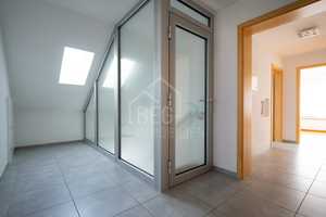 Modernisiertes Zweifamilienhaus mit Pool und großzügigem Garten in Gaildorf – Schwäbisch Hall (Kreis) – Vorschaubild 14