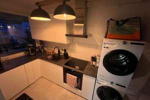 Exklusive 2-Zimmer-Wohnung mit Balkon in Pempelfort - vollmöbliert – Augustastr. 34, 40477 Pempelfort, Düsseldorf – Vorschaubild 3