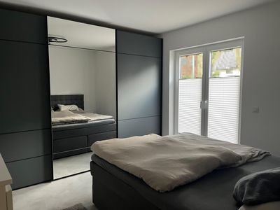 Hochwertige 3-Zimmer-EG-Wohnung mit Garten, 2 Terrassen & Stellplatz in Brühl-Heide