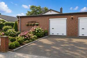 Ein Zuhause mit Perspektive – stilvoller Bungalow in begehrter Wohnlage – Die vollständige Adresse der Immobilie erhältst du vom Anbieter., 23617 Stockelsdorf – Vorschaubild 18