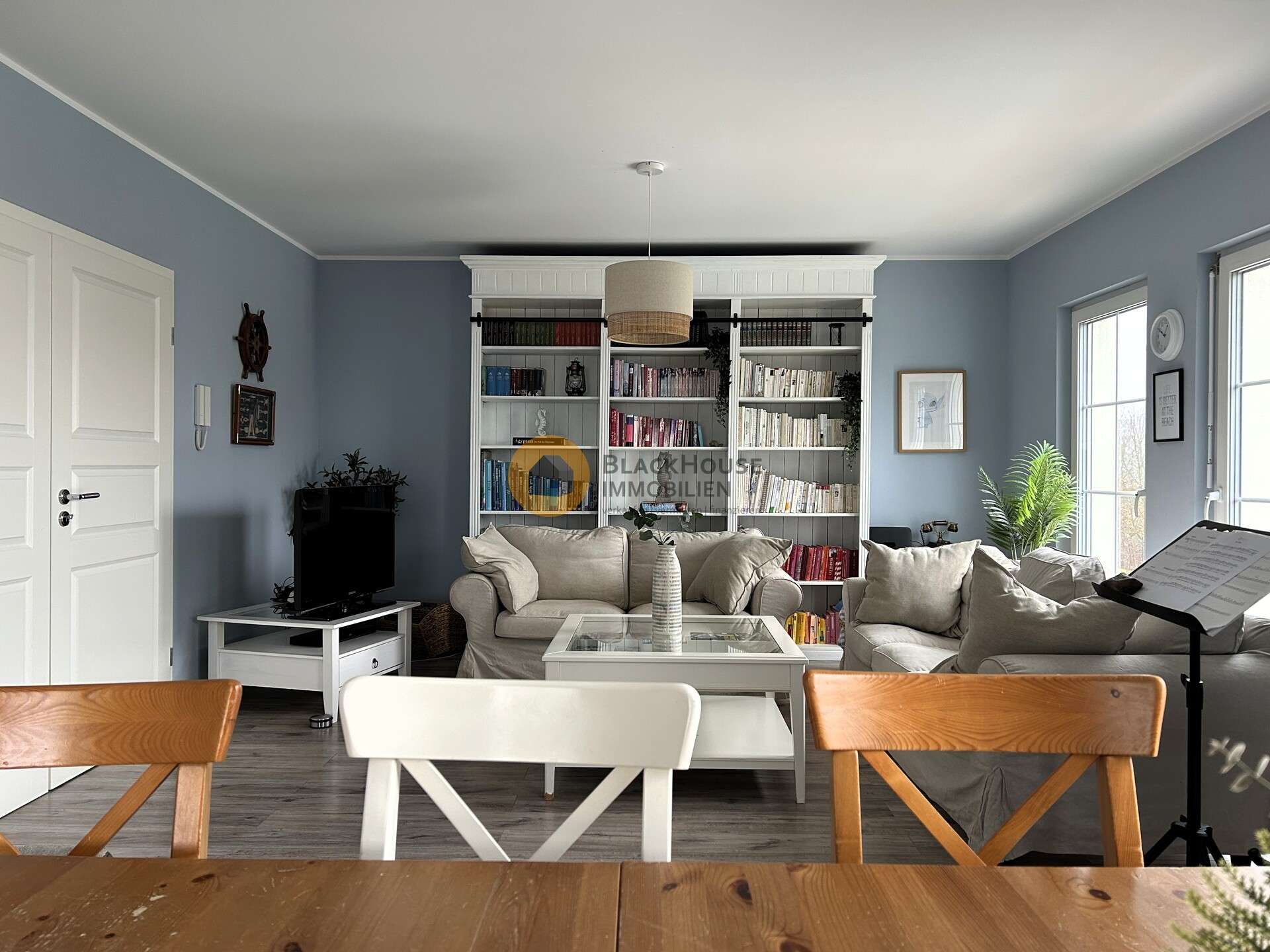 Immobilie in Schweitenkirchen - Che bella casa! Haus Bj. 2020 mit Einliegerwohnung und Pool - Bild 6