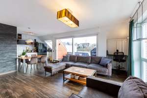 Gepflegte 3 Zimmerwohnung mit Dachterrasse, Einbauküche und Tiefgaragenstellplatz – Schweriner Straße 5, 46145 Alsfeld, Oberhausen – Vorschaubild 3