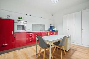 Vermietete 8-Zimmer-Wohnung  in Bestlage - Augsburg Maximilianstraße – Die vollständige Adresse der Immobilie erhältst du vom Anbieter., 86150 Lechviertel, östl. Ulrichsviertel, Augsburg – Vorschaubild 10