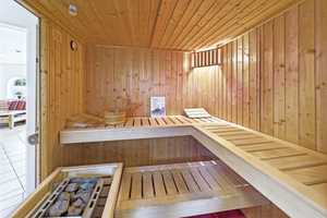 Greetsieler Rarität! Von Wasser umgebenes Ferienhaus in gefragter Lage – Aurich (Kreis) – Vorschaubild 12