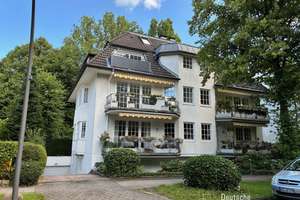 Lichtdurchflutete Wohnung in ruhiger Lage!