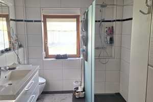 Geräumiges und modernisiertes 10-Zimmer-Mehrfamilienhaus in bester Lage – Emmendingen (Kreis) – Vorschaubild 17