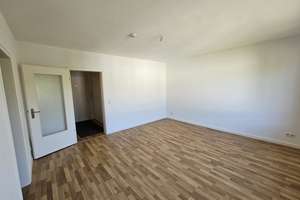 Ideal für Pendler: Helle 1,5-Zimmer-Wohnung in der Nähe des ICE-Bahnhofs – Franz-Treller-Straße 29, 34121 Wehlheiden, Kassel – Vorschaubild 2