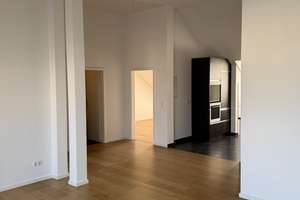 Über den Dächern von Neuhausen: 3 Zimmer, Traumblick & unschlagbar niedriges Wohngeld – Volkartstraße 63, 80634 Dom Pedro, München – Vorschaubild 12