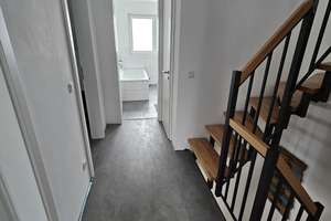 Neuwertige Doppelhaushälfte mit geh. Innenausstattung und EBK in Duisburg Baerl – Die vollständige Adresse der Immobilie erhältst du vom Anbieter., 47199 Baerl, Duisburg – Vorschaubild 13