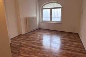 Charmante City-Wohnung mit Einbauküche und Top-Lage – Jesuitengasse 16, 86152 Augsburg – Vorschaubild 3