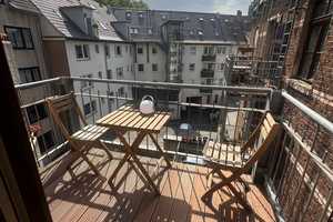 Exklusive 2-Zimmer-Wohnung mit gehobener Innenausstattung mit Balkon in Köln Altstadt & Neustadt-Süd – Koelhoffstr 7, 50676 Köln – Vorschaubild 2
