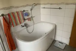Geräumiges, preiswertes 9-Zimmer-Einamilienhaus mit Einliegerwohnung in FDS – Freudenstadt (Kreis) – Vorschaubild 21