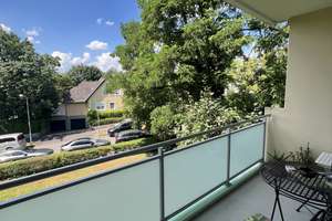 Bezahlbare 2 Zimmerwohnung  mit  großem Balkon  wartet auf Sie – Die vollständige Adresse der Immobilie erhältst du vom Anbieter., 65191 Sonnenberg, Wiesbaden – Vorschaubild 2