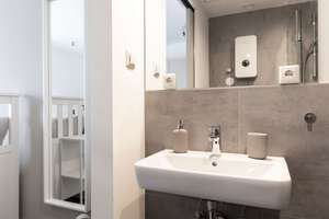 Property thumbnail 16