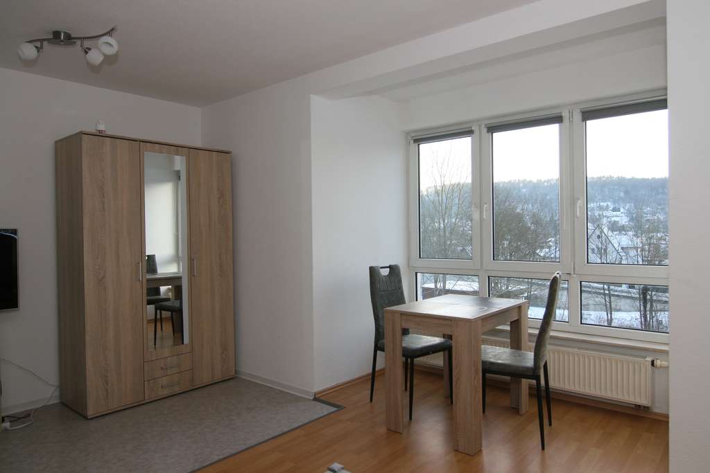 Immobilie in Meiningen - Single-Wohnung mit KFZ-Außenstellplatz - Bild 1