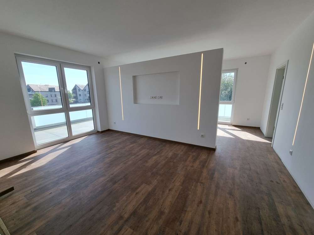 Immobilie in Lembruch - Wohnen, da wo andere Urlaub machen! KfW 55 Effizienzhaus - Penthouse-Eigentumswohnung mit großer Dac - Bild 8