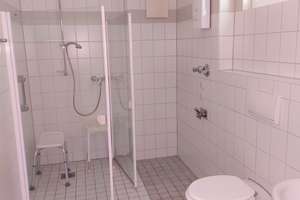 Sehr schöne 2-Zi.-Whng. in Senioren-Wohnanlage  – Friedrichstraße 1, 42655 Solingen-Mitte, Solingen – Vorschaubild 2