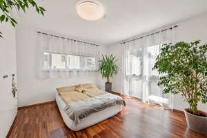 Modernes Einfamilienhaus, neuwertig, 7,5 Zimmer Energieeffizienz A+, exklusive Ausstattung – Die vollständige Adresse der Immobilie erhältst du vom Anbieter., 76532 Oos, Baden-Baden – Vorschaubild 17
