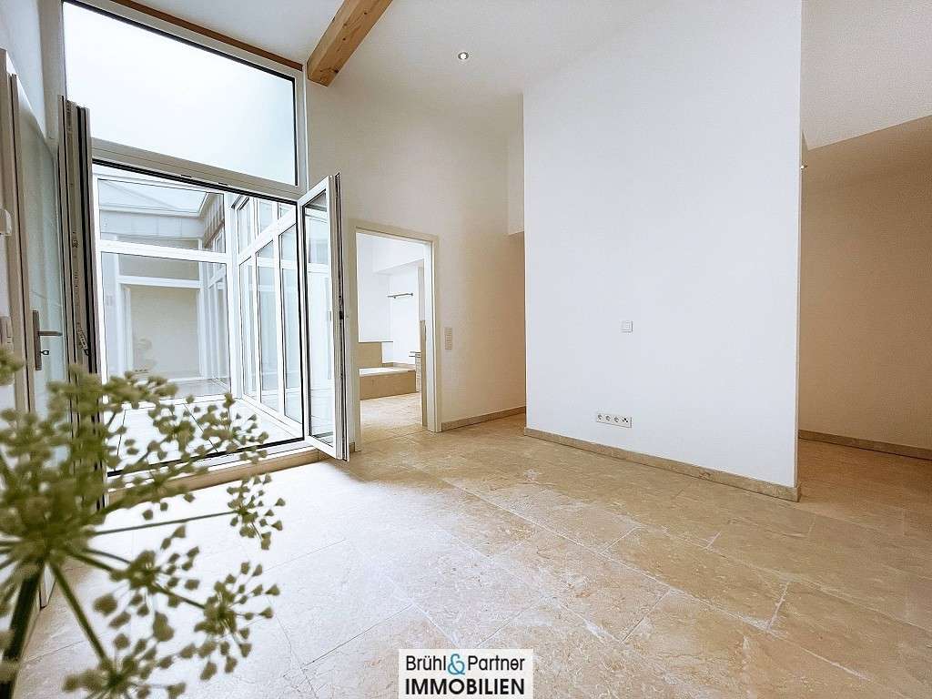 Immobilie in Nierstein - Ziehen Sie mit Ihren Eltern ein - zwei kernsanierte Häuser nebeneinander - modern und pflegeleicht - Bild 13