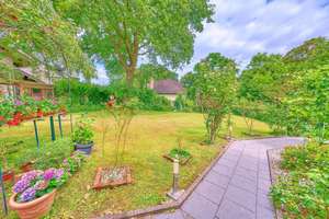Freistehendes Einfamilienhaus auf 1.141 m² Grundstück – Wohnen im Grünen auf dem  Brüser Berg – Die vollständige Adresse der Immobilie erhältst du vom Anbieter., 53125 Brüser Berg, Bonn – Vorschaubild 23