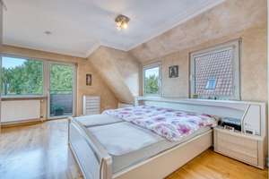 Großzügiges Einfamilienhaus mit 6 Zimmern, Vollkeller, Garage und großem Garten in Arsten – Die vollständige Adresse der Immobilie erhältst du vom Anbieter., 28279 Arsten, Bremen – Vorschaubild 13