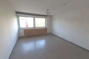 Großzügige, helle 3 Zimmer Wohnung mit Balkon, Aufzug und Stellplatz – Die vollständige Adresse der Immobilie erhältst du vom Anbieter., 30179 Vahrenheide, Hannover – Vorschaubild 4