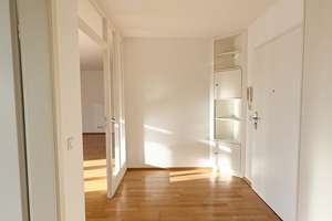 Helle 2-Zimmer Wohnung im 3. OG mit Balkon in Engelschalking – Die vollständige Adresse der Immobilie erhältst du vom Anbieter., 81927 Englschalking, München – Vorschaubild 10