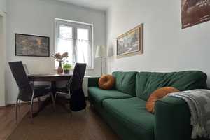 Gut aufgeteilte 2-Raum-Wohnung in zentraler Lage von Düsseldorf *Möbelübernahme erwünscht* – Kirchstraße 46, 40227 Düsseldorf – Vorschaubild 1