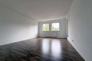 3 Zimmerwohnung in Magdeburg-Stadtfeld mit Balkon und PKW Stellplatz – 39108 Stadtfeld Ost, Magdeburg – Vorschaubild 3