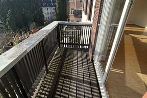 Gepflegte 2-Zimmer Wohnung im 1. OG mit Balkon in Aussichtslage – Markelstraße 17, 70193 Kräherwald, Stuttgart – Vorschaubild 3