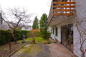 Willkommen in Ihrem neuen Zuhause! 5 Zimmer  Wohnung mit Terrasse