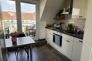 möblierte Maisonette-Wohnung mit kl. Dachterasse, Kröpeliner Tor Vorstadt - Nähe Universität – Maßmannstraße 97, 18057 Kröpeliner-Tor-Vorstadt, Rostock – Vorschaubild 3