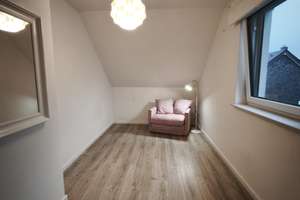 Privatzimmer in DHH an Studenten zu vermieten