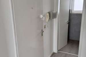 Charmante 2,5-Zimmer Wohnung im 3. OG mit Balkon in Hannover-Anderten – Pumpstraße 7, 30559 Anderten, Hannover – Vorschaubild 3