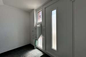 Bezugsfreie 2-Zimmer-Wohnung in gepflegtem Dreiparteienhaus: Wohnen oder Vermieten in LEV-Wiesdorf! – Friedensstraße 37, 51373 Wiesdorf, Leverkusen – Vorschaubild 30