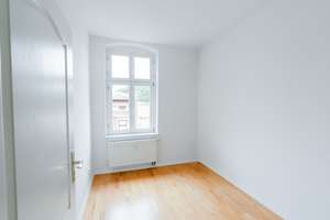 Renovierte 3 Zimmer-Wohnung mit neuer Einbauküche und stilvollem Echtholzparkett – 39112 Sudenburg, Magdeburg – Vorschaubild 12
