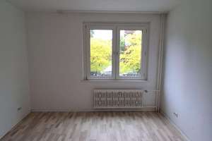 Bickernstraße 41 - schöne 2 ZKB Wohnung im 1.OG mit Balkon *ab sofort* zu vermieten – Die vollständige Adresse der Immobilie erhältst du vom Anbieter., 44649 Bismarck, Gelsenkirchen – Vorschaubild 3