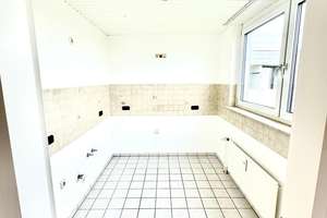 Stilvolle 3 Zimmer-Wohnung mit Weitblick bis zu den Alpen – Die vollständige Adresse der Immobilie erhältst du vom Anbieter., 86163 Hochzoll-Süd, Augsburg – Vorschaubild 3