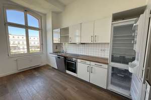 Stilvolle 3-Zimmer-Altbauwohnung mit zwei Balkonen an der Warschauerstr. – Die vollständige Adresse der Immobilie erhältst du vom Anbieter., 10243 Friedrichshain, Berlin – Vorschaubild 5
