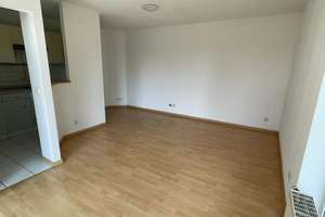***Schön geschnittene Wohnung mit Tiefgaragenstellplatz und Balkon*** – Bahlenstr. 8, 40589 Wersten, Düsseldorf – Vorschaubild 3