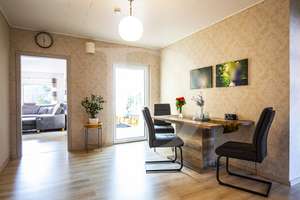 Modernisierter Flachdach-Bungalow mit Terrasse, Wintergarten und vier Garagen – Die vollständige Adresse der Immobilie erhältst du vom Anbieter., 26389 Aldenburg, Wilhelmshaven – Vorschaubild 4
