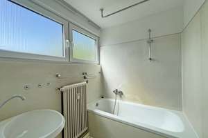 CHARMANTE 2-RAUM DACHGESCHOSSWOHNUNG IN KÖLN MÜNGERSDORF - DACHTERRASSE - AUFZUG - BLICK INS GRÜNE – Die vollständige Adresse der Immobilie erhältst du vom Anbieter., 50933 Müngersdorf, Köln – Vorschaubild 14