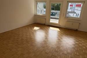 Lebendig wohnen: 2-Zimmer, Einbauküche, Duschbad, XL-Terrasse  – Hauptstraße 8, 45879 Altstadt, Gelsenkirchen – Vorschaubild 3