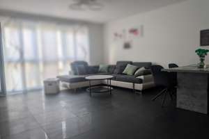 Exklusive barrierefreie 3-Zimmer-Wohnung mit Einbauküche & Stellplatz in Hochschulnähe