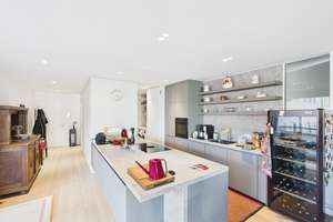 Bielefeld-Mitte: 140 m² Penthouse | KfW 55 | Dachterrasse | Hochwertige Einbauten | 2 TG-Plätze – Die vollständige Adresse der Immobilie erhältst du vom Anbieter., 33607 Mitte, Bielefeld – Vorschaubild 2