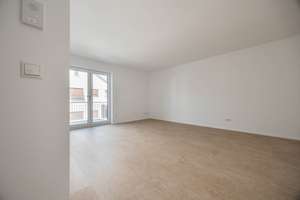 Naturnahe barrierefreie Neubau 3-Zimmer-Wohnung mit großem Balkon in Erlangen-Alterlangen – Lerchenbühl 33, 91056 Heiligenloh, Erlangen – Vorschaubild 6